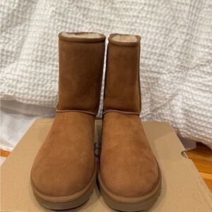 Ugg Classic Short Boots Size 9